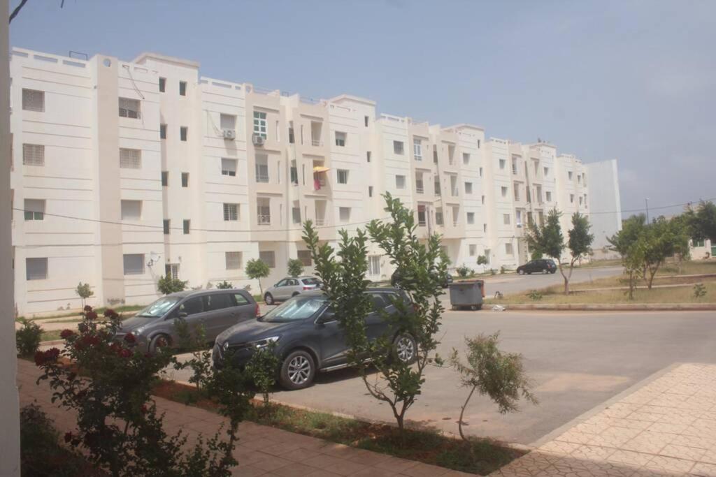 Charmant Appartement Marocain Au Coeur De Saïdia Екстериор снимка